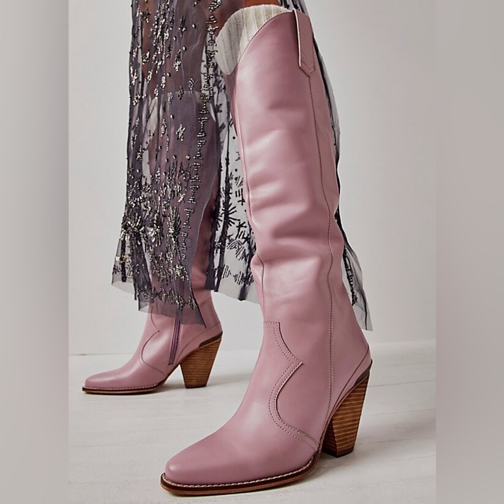 Free People Leni pink Cowboy Boot size 39